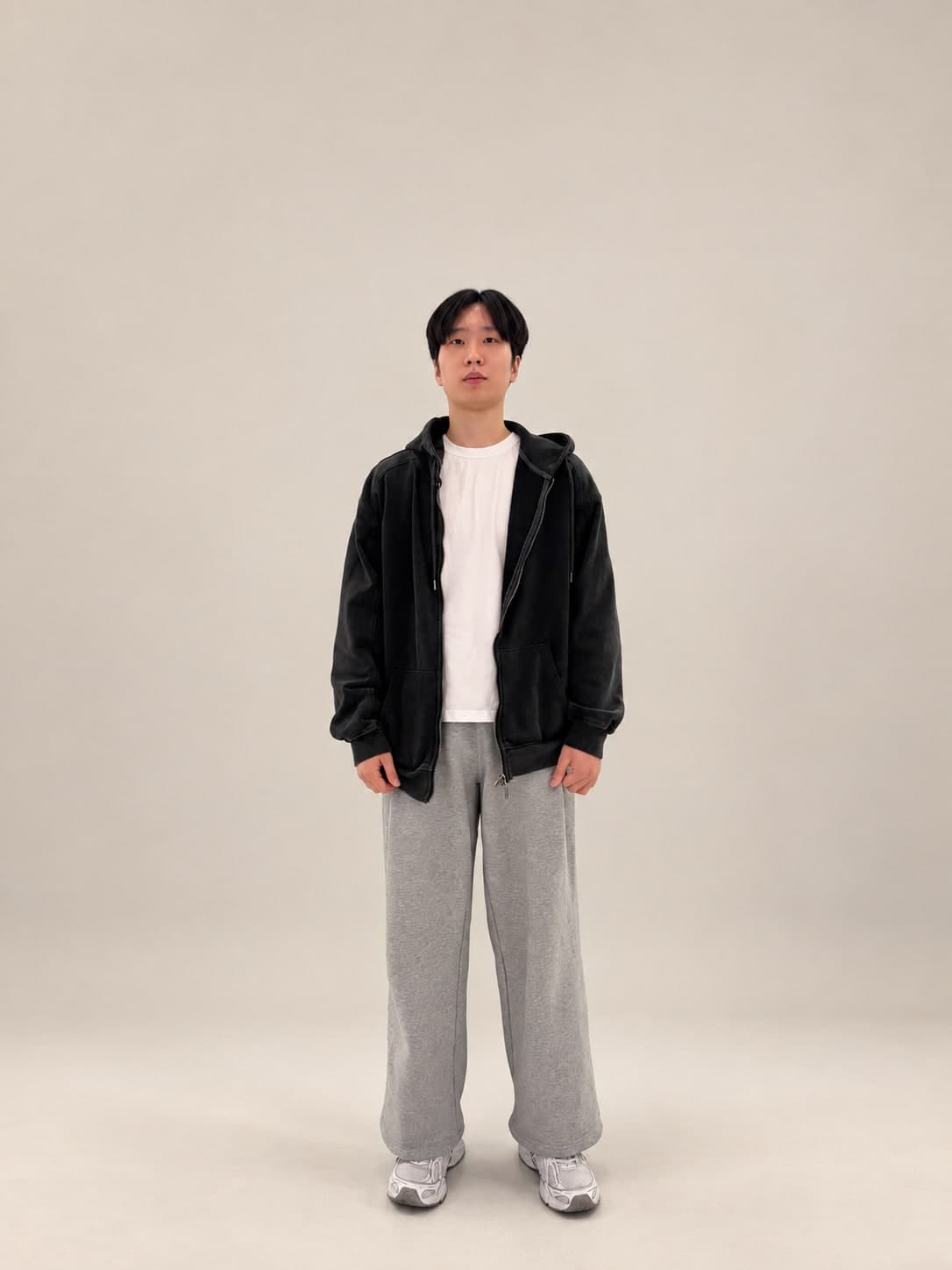 BRILLO 남성 고객 — 디렉팅 전 전신
